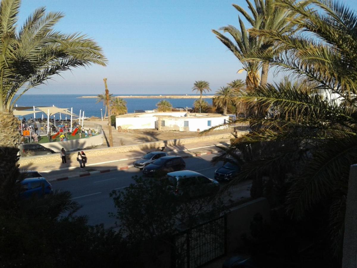 Duplex Pied Dans L'Eau Avec Magnifique Vue Sur Mer Monastyr Zewnętrze zdjęcie